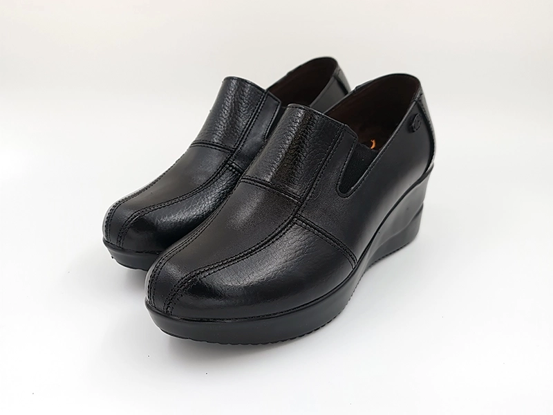 800-44 کفش چرم لژدار زنانه کد ۸۰۰ برند عرفان چرم